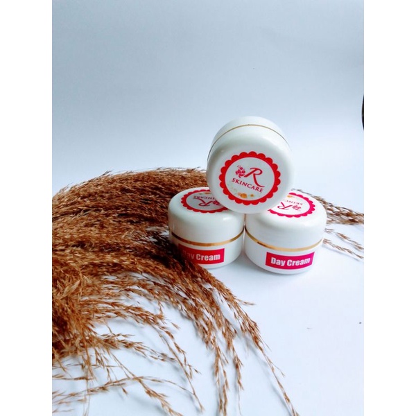 Rskincare cream siang