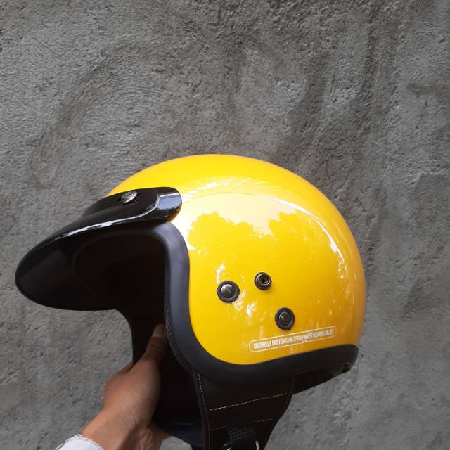 Helm Retro Vespa Klasik Kuning