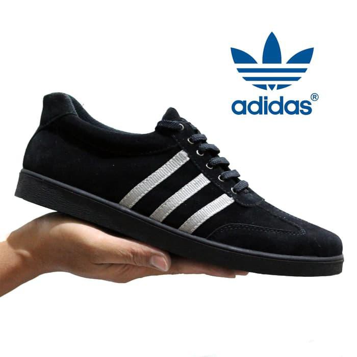 SEPATU CASUAL COWOK ADIDAS PRIA TERBARU
