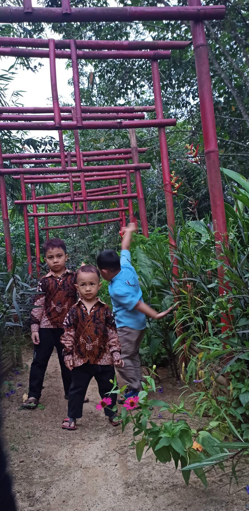 Kemeja Batik Anak Lengan Panjang Terkini Terbaru