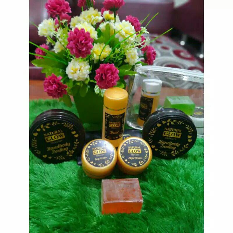 Skincare Natural Glow Kemasan Baru (Zunaira Natural Glow)