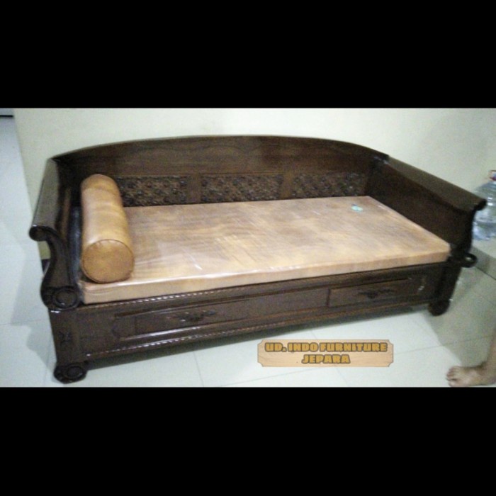 daybed bale bale kursi tamu panjang resban kayu jati Jepara + busa