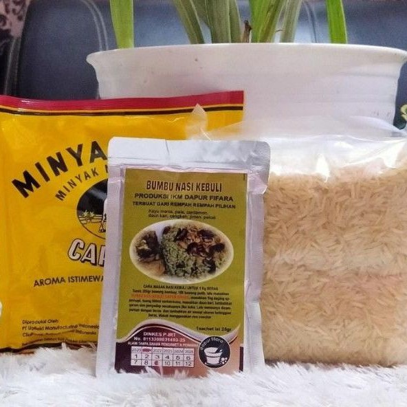 

Paket 500grBeras Basmati + Bumbu Kebuli Fifara Minyak Samin