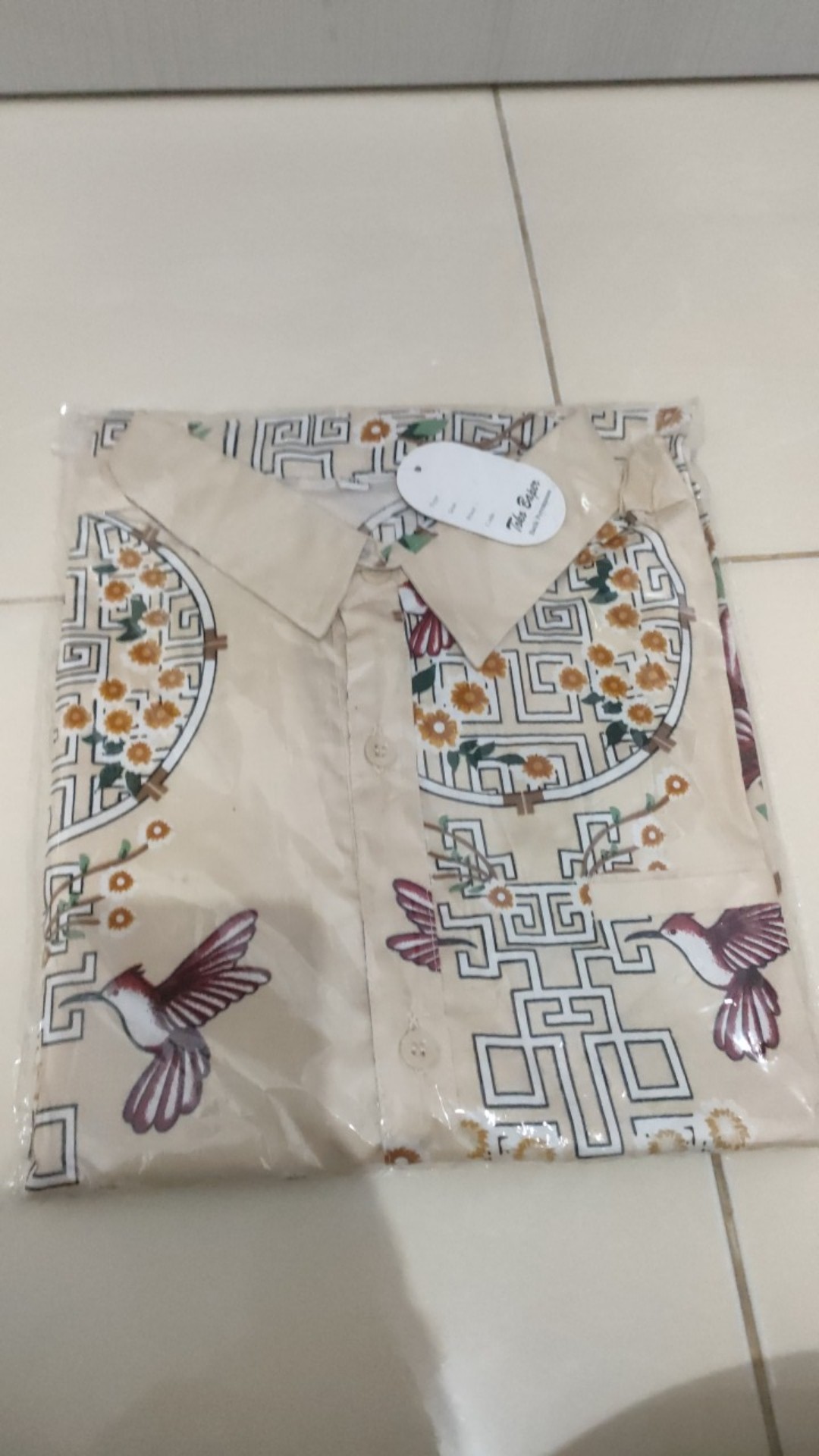 Kemeja Batik Co303 Beige / Red/  Navy