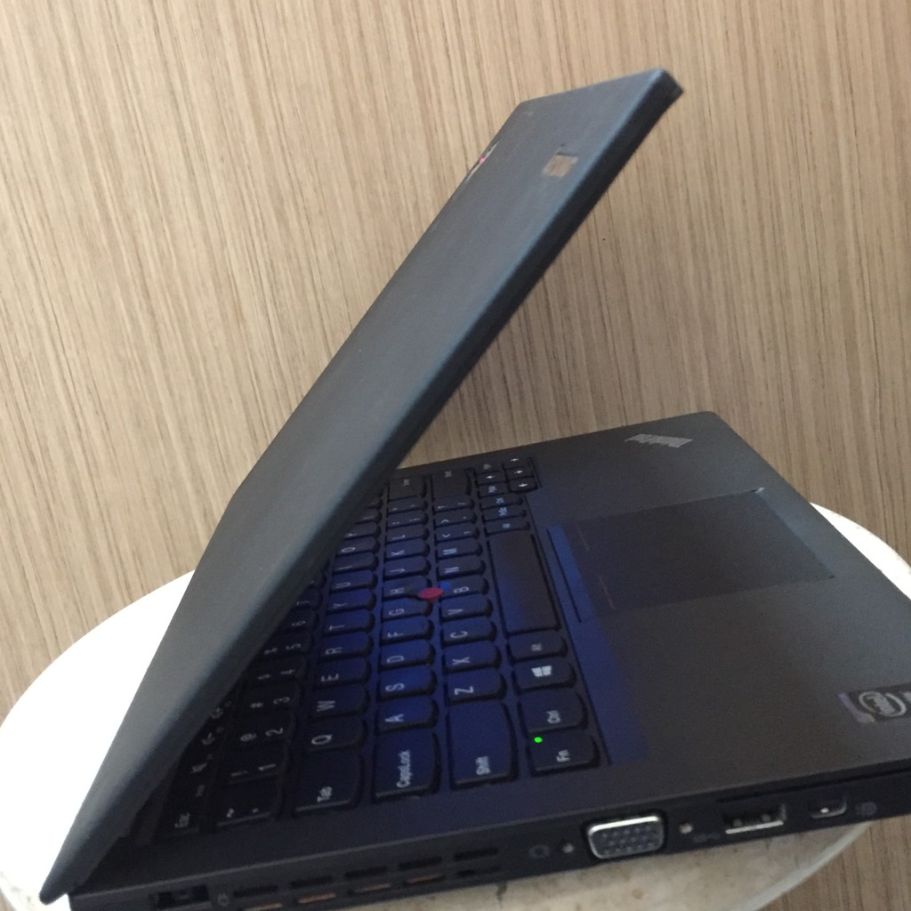 Lenovo Thinkpad X240 i3 / i5 / i7 | Ram 4GB - 8GB | Murah / Berkualitas / Bergaransi