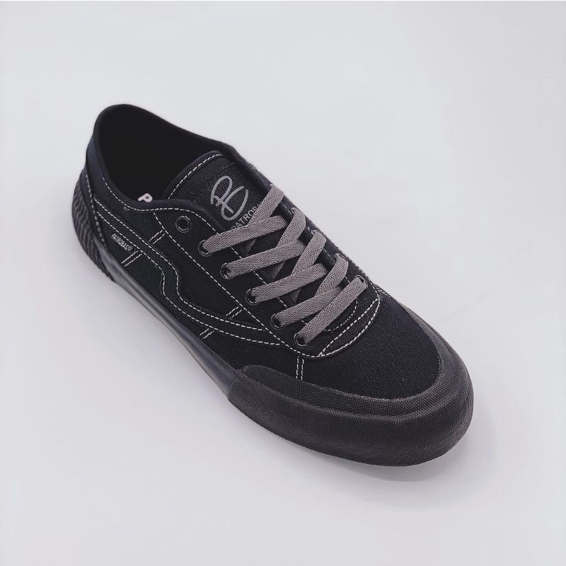 Patrobas Equip All Black Low
