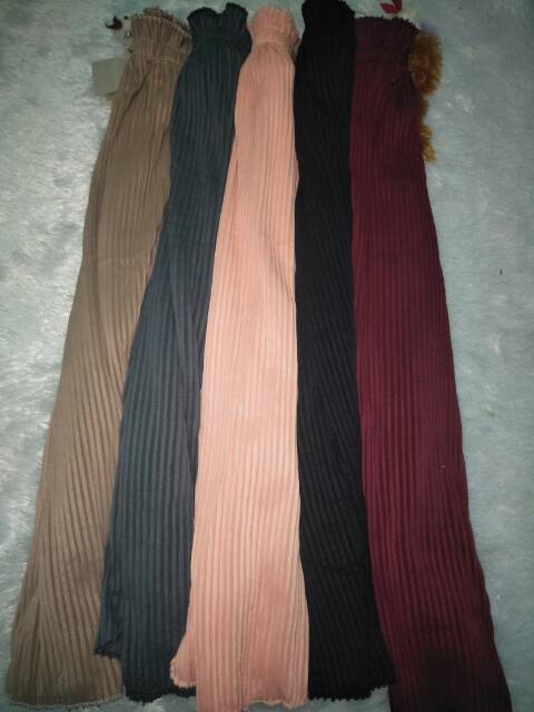 Rok Plisket Anak / XL