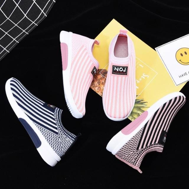 Sneaker Slip On wanita Import Lollipop.