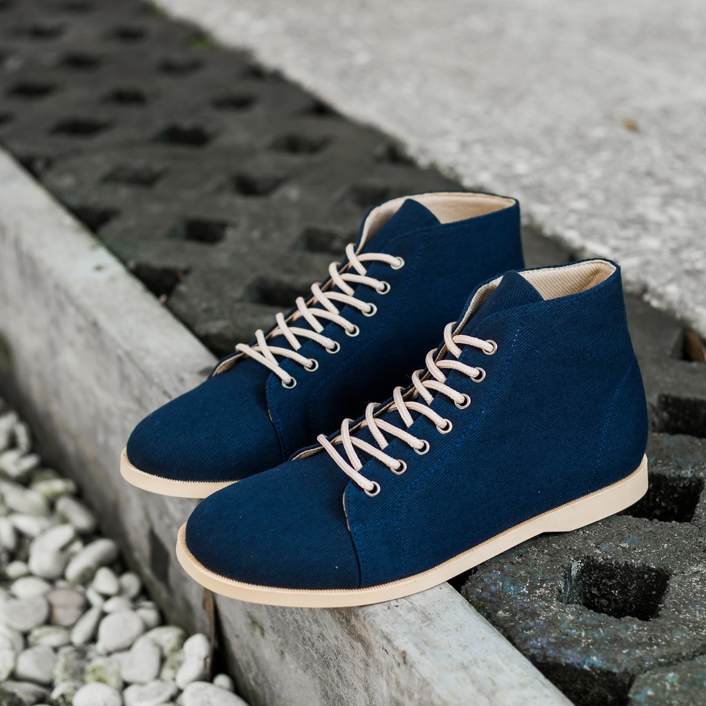 ELVRA Footwear - Sepatu Pria Sepatu Sneakers Sepatu Kasual Casual Sepatu Kanvas Canvas - Morven Navy Cream