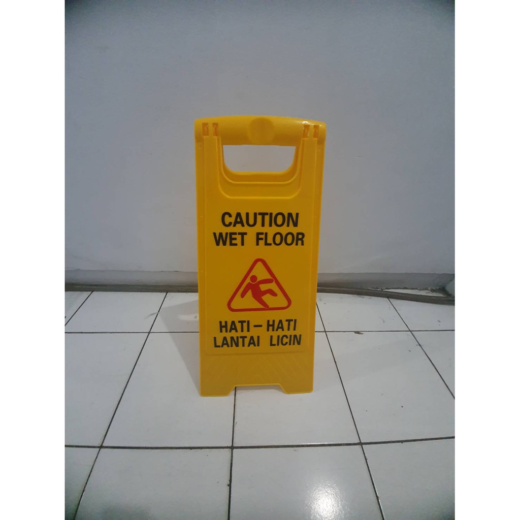 Rambu Plang caution WET FLOOR awas lantai licin basah kokoh tulisan besar perlengkapan pel ngepel