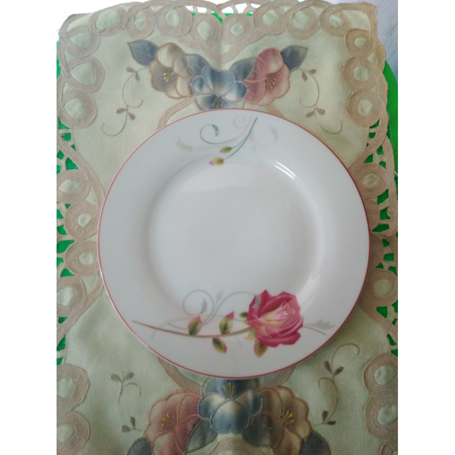 Piring Makan Keramik motif Bunga