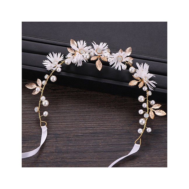 LRC Aksesoris Rambut Fashion White Flower Leaf Hair BandFashion White Flower Leaf Hair Band F47662