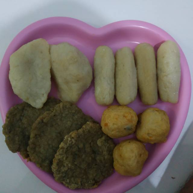 

Pempek ikan tenggiri