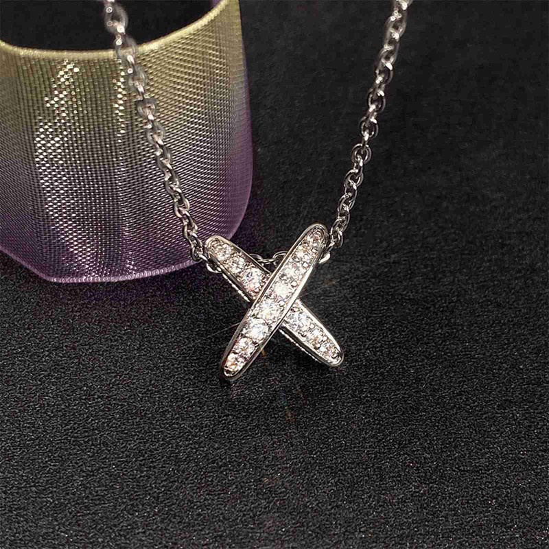 Kalung Rantai Klavikula Bahan Sterling Silver 925 Desain Huruf X Untuk Wanita