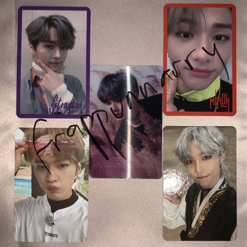 Lenti Levanter Lee Know, Miroh Lino Hyunjin, Hanbok Felix