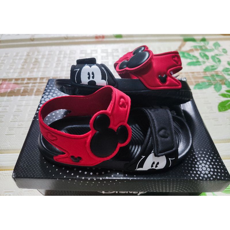 ADIDAS Altaswim Disney Sandal size 8K