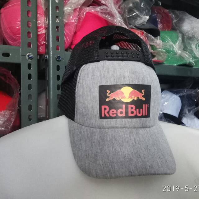 TOPI TRUCKER RED BULL