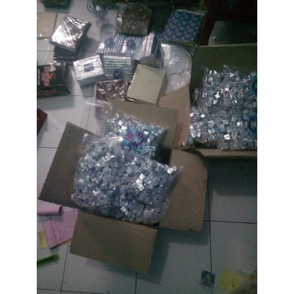 

coklat,piramid,leburan,chochomete