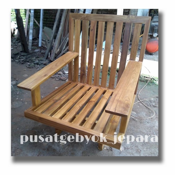 KURSI SANTAI MINIMALIS JATI SINGLE SEAT