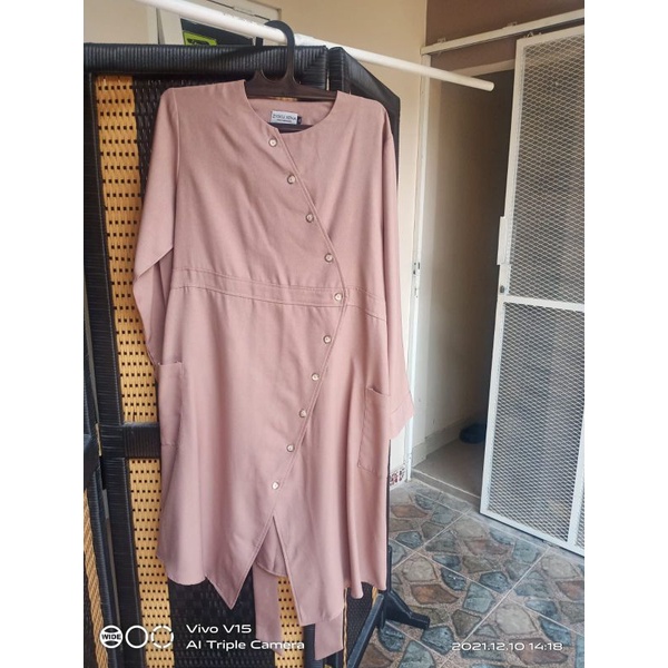 Preloved Blouse Zysku Xena