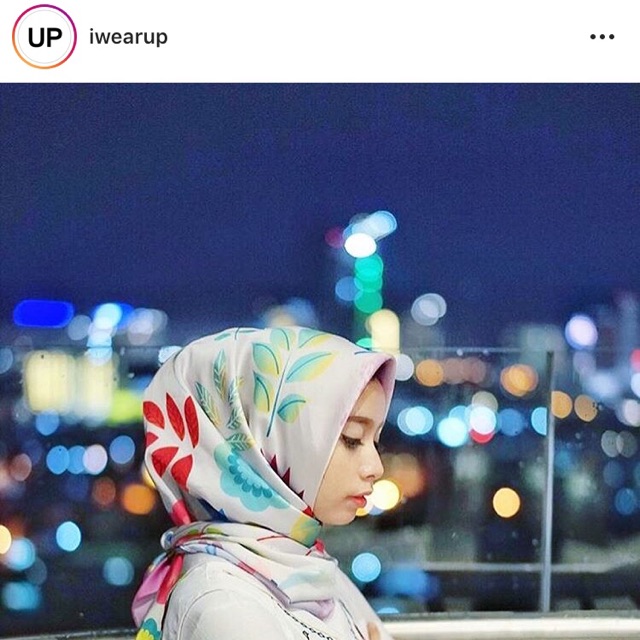 Preloved scarf iwearup