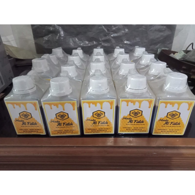 

Madu liar hutan Riau, jenis Lebah Apis Dorsata. Nektar Multifora