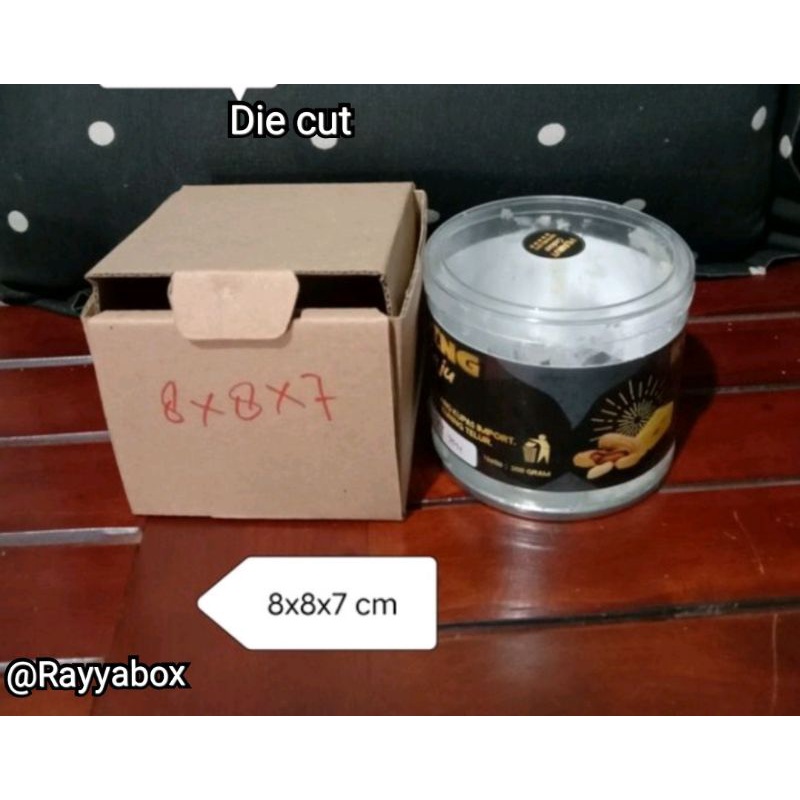 

Kardus polos /kardus murah ukuran 8x8x7 cm