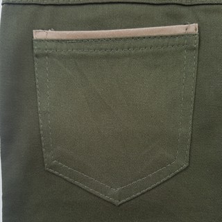  Celana  panjang chinos  anak laki laki warna  hijau  army  size 