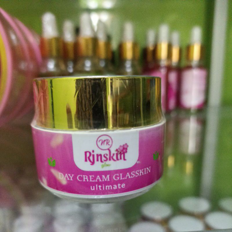 Day Cream glasskin NR glow RJNSKIN