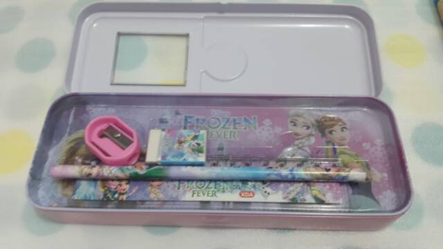 Kotak Pensil Set Alat Tulis Karakter Hello kitty Frozen Doraemon