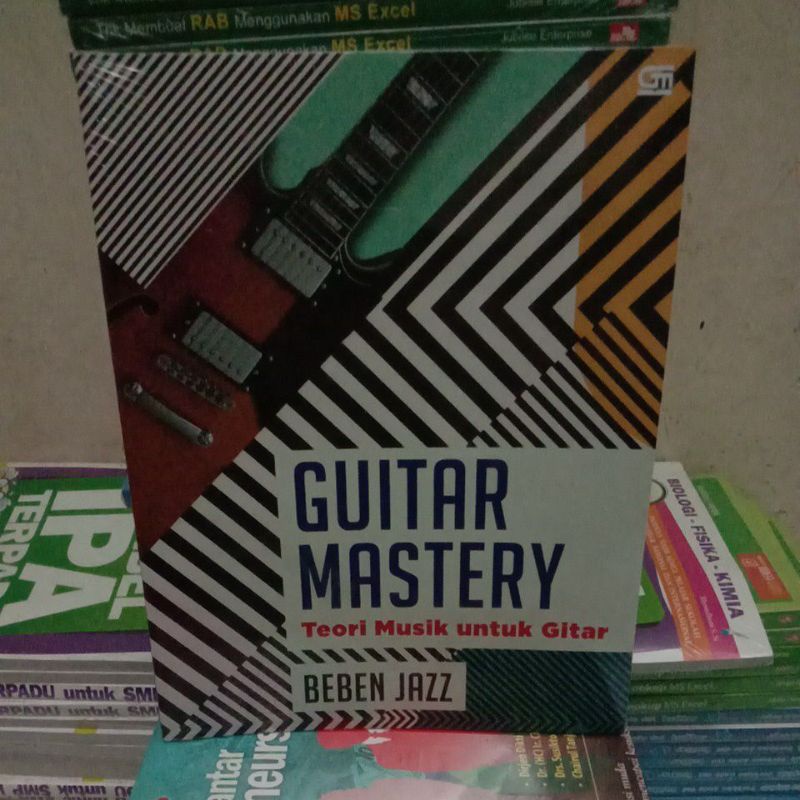 

BUKU GUITAR MASTER TEORI MUSIK UNTUK GUITAR