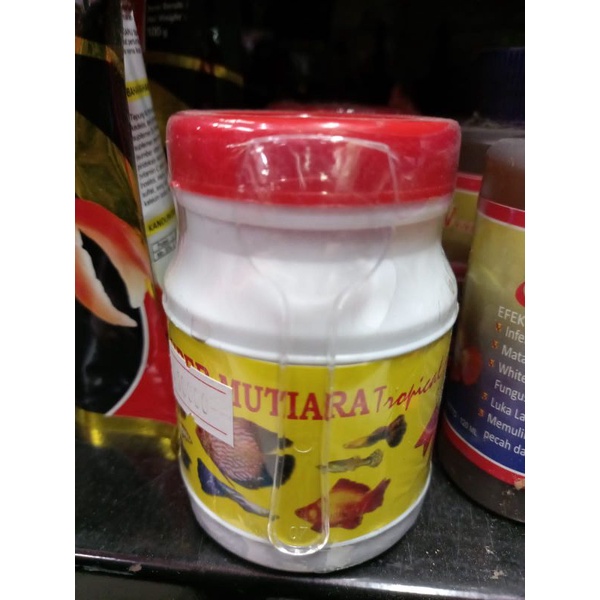 Mutiara Guppy makanan ikan