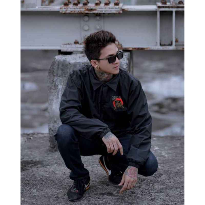 Jaket Coach Casual Pria Terbaru Bahan Taslan / Jaket Coach pria Stay strong