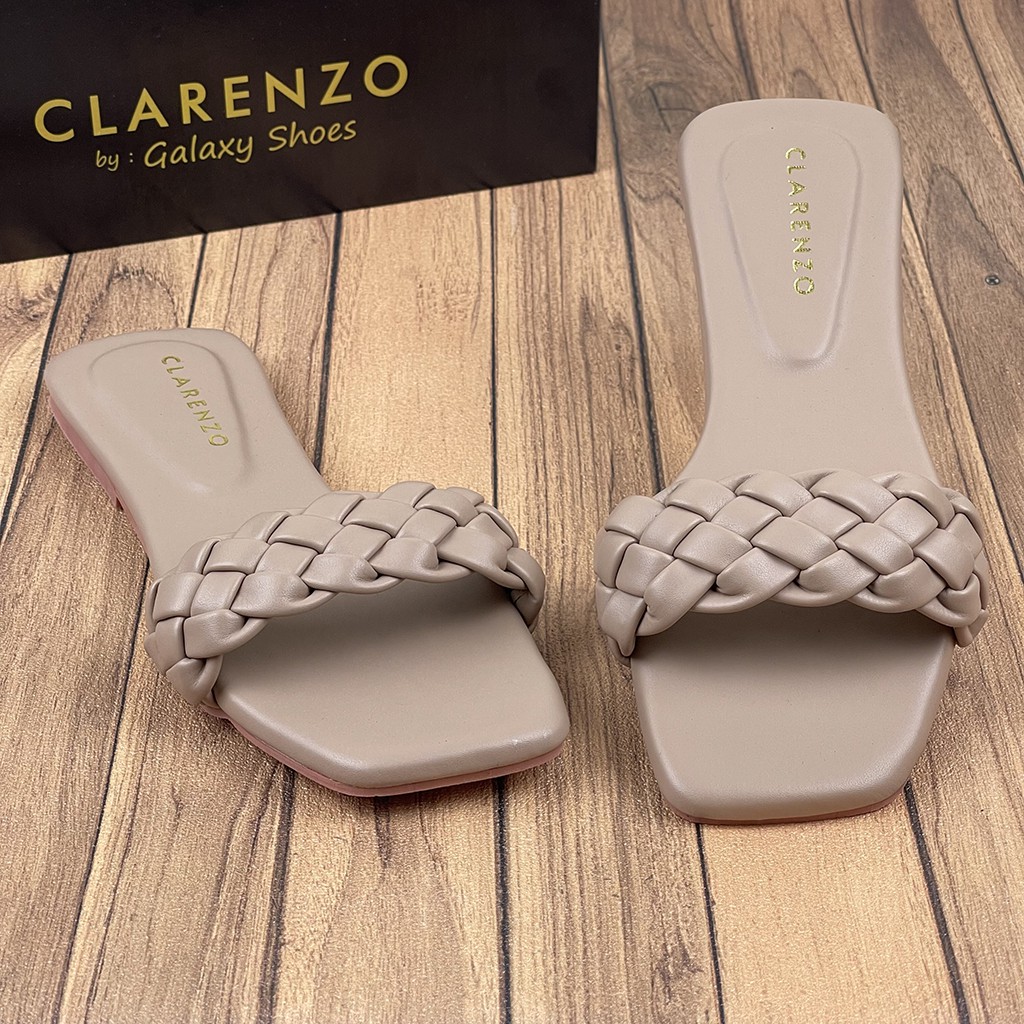 Sandal Flat Wanita Teplek Kepang MB07 - CLARENZO