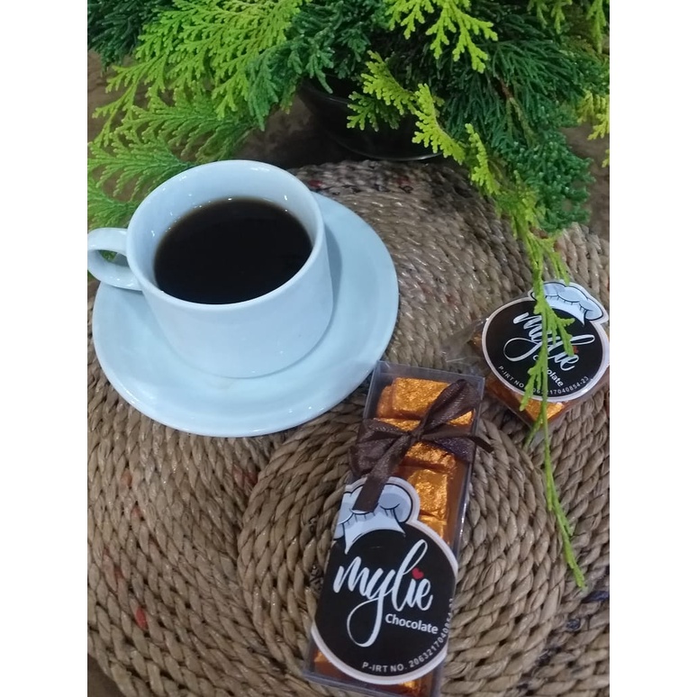 

Mylie Coklat Isi 25