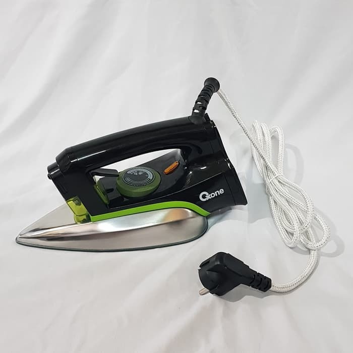 Setrika Spray Iron Oxone OX-848 with Ceramic Coating