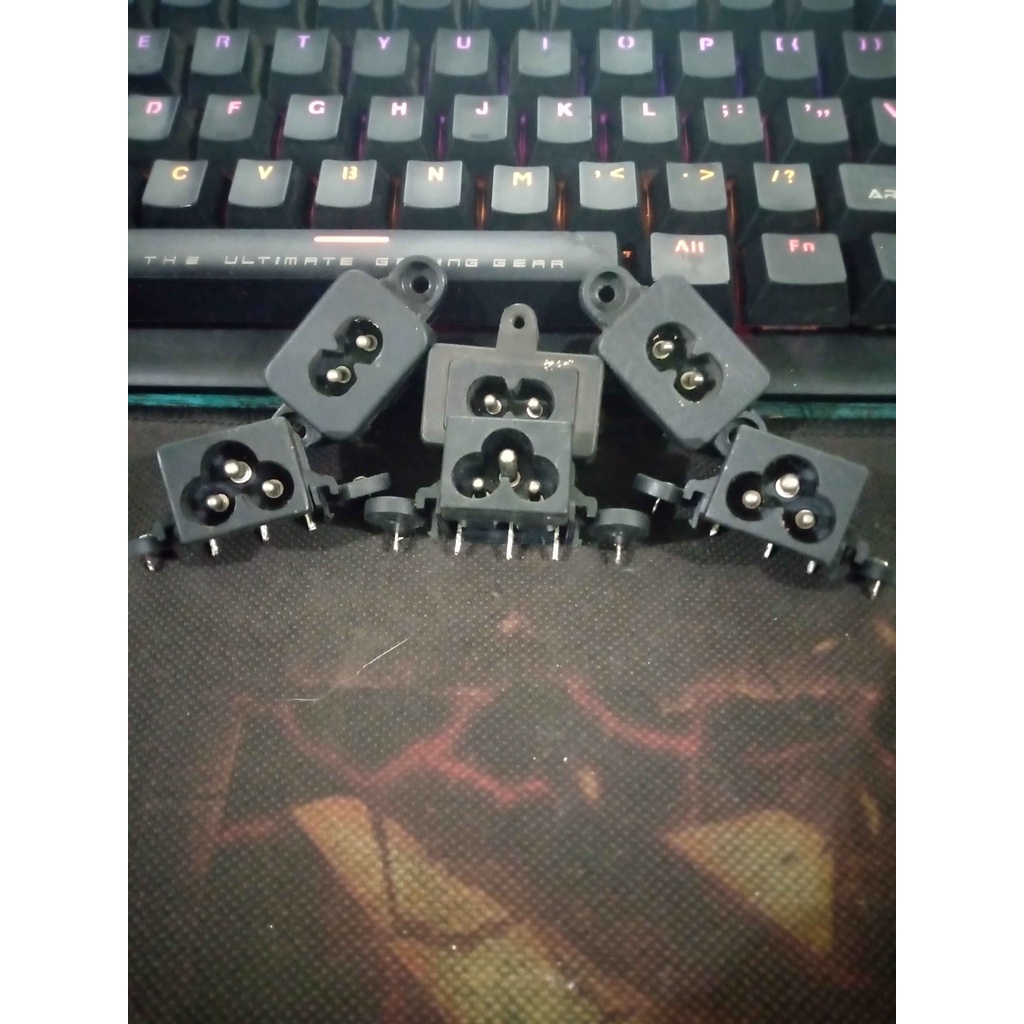 Soket AC 3 Pin AC IN