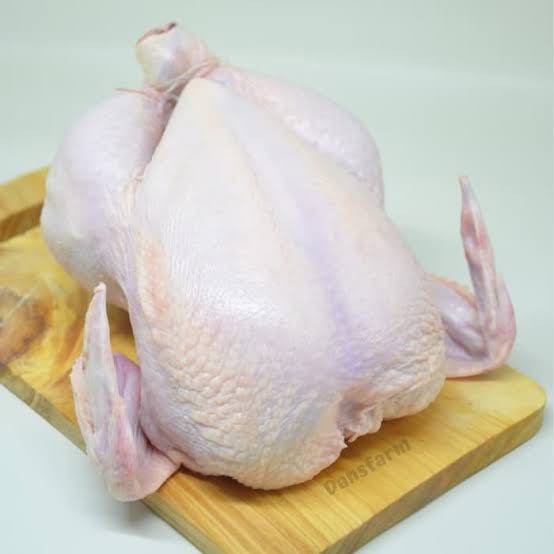

Ayam Karkas Frozen bobot bersih 1,1 s/d 1,2 kg