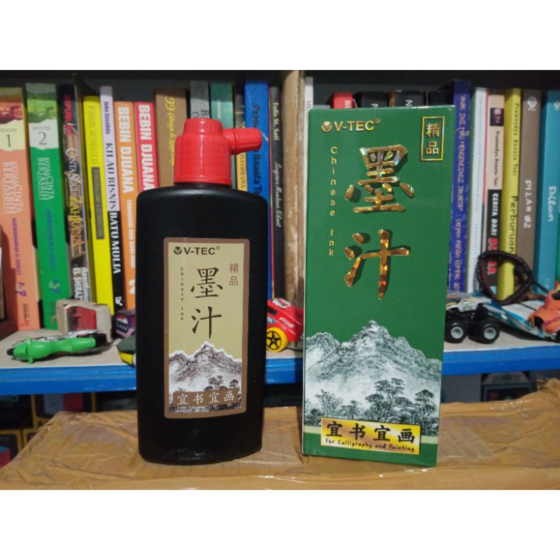 

Tinta Kaligrafi China dan Arab V-TEC Tinta Bak Cina Calligraphy Ink 250ml Kemasan Baru