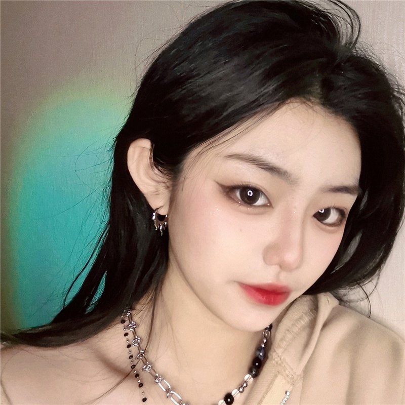 1 Pasang Anting Stud Bentuk Api Tidak Teratur Warna Silver Bahan Tembaga Logam Gaya Punk Vintage