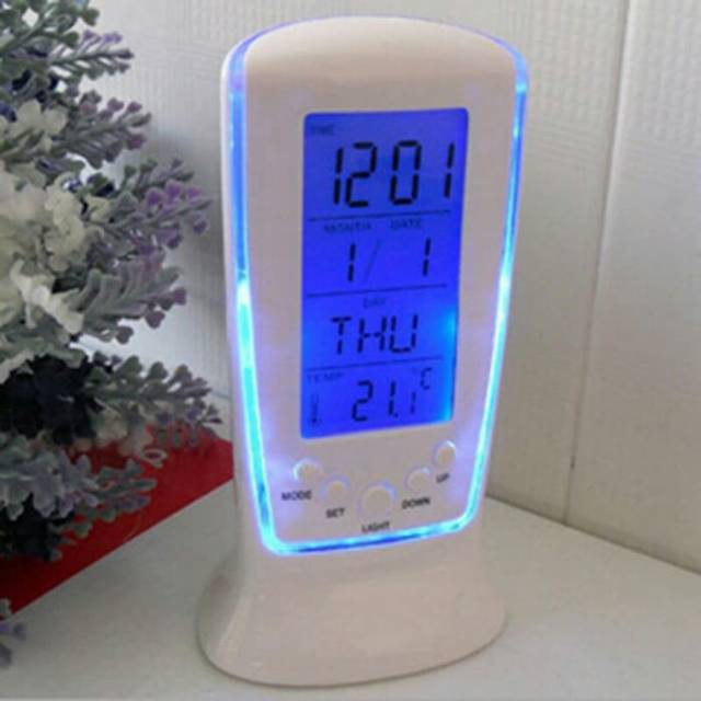 Jam Alarm Digital dengan Lampu LED dan Termometer 2 in 1