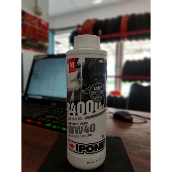 OLI IPONE R4000RS OLI MESIN 4T