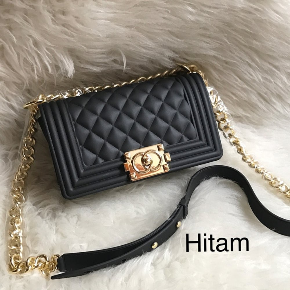 TAS CHANEL CAVIAR BOY JELLY MATTE IMPORT / BATAM (FREE SYAL DAN BONEKA)