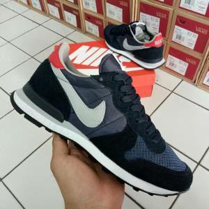 sepatu nike internationalist original