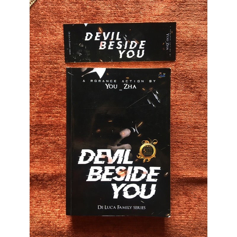 NOVEL DEVIL BESIDE YOU