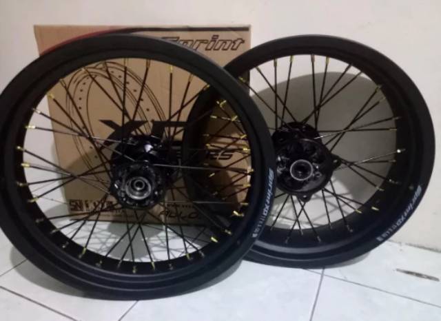 velg supermoto crf 150l plug and play / pelak ring 17 motor crf paket komplit