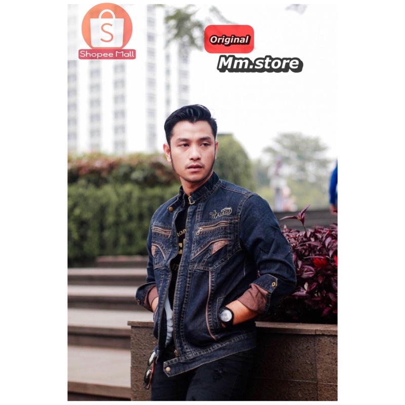 jaket jeans pria keren dengan model resleting dan boridran di dada / jaket pria kekinian 2021