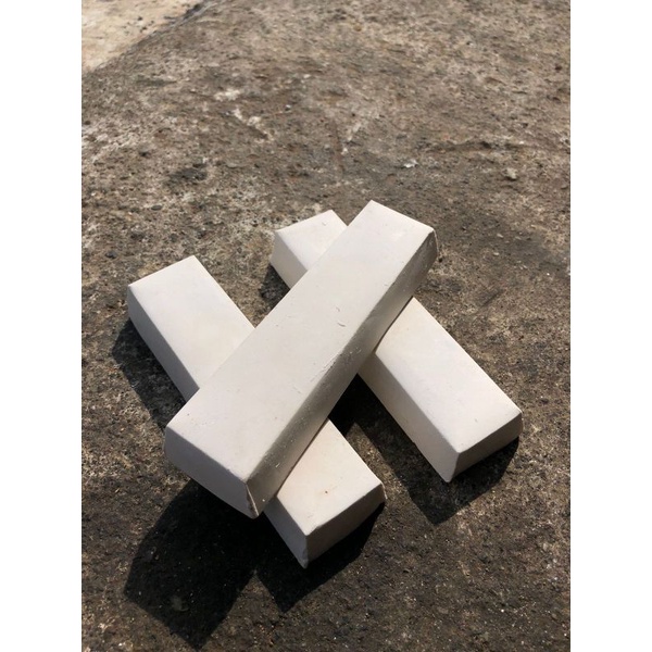 Batu poles Putih (polish)