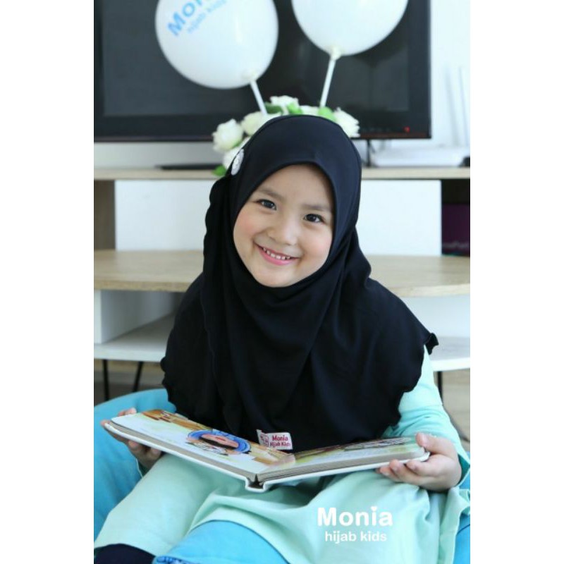 Yara Hijab by Monia Hijab Kids Black size MLXL | Hijab terlaris