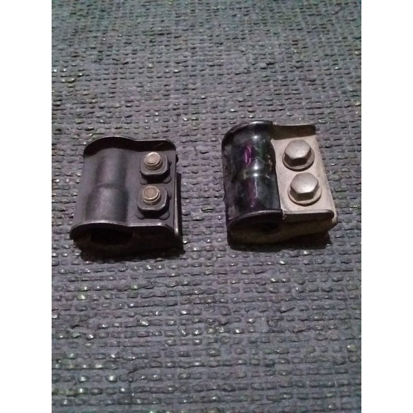 klem tahanan braket selang rem depan klx 150 original